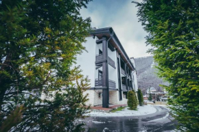 Hotel Alpika